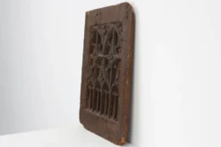 Panneau en relief en chêne sculpté gothique tardif, France, 15e siècle
