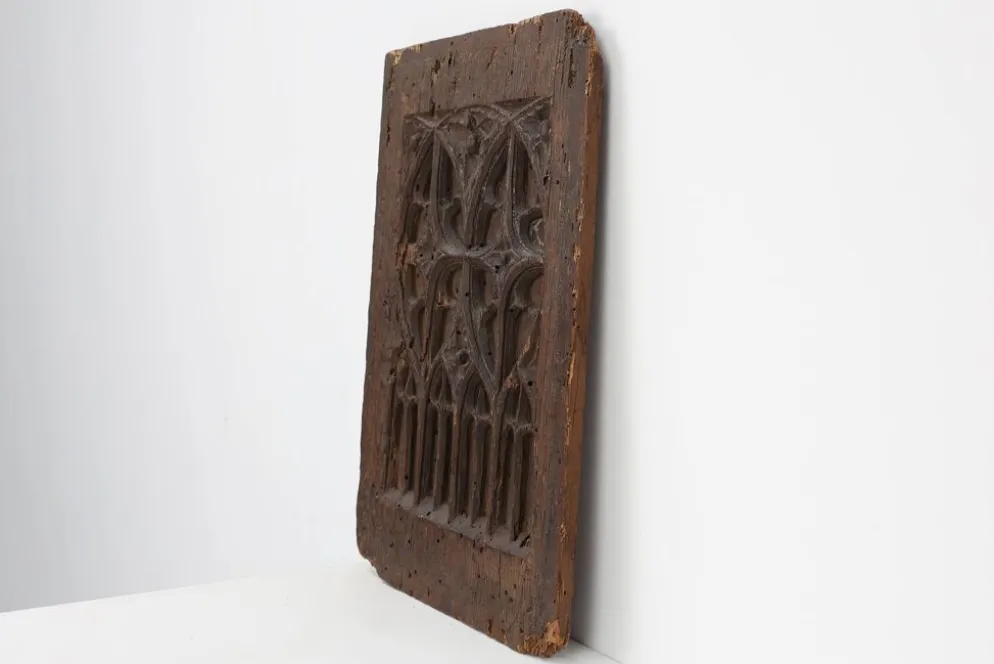 Panneau en relief en chêne sculpté gothique tardif, France, 15e siècle