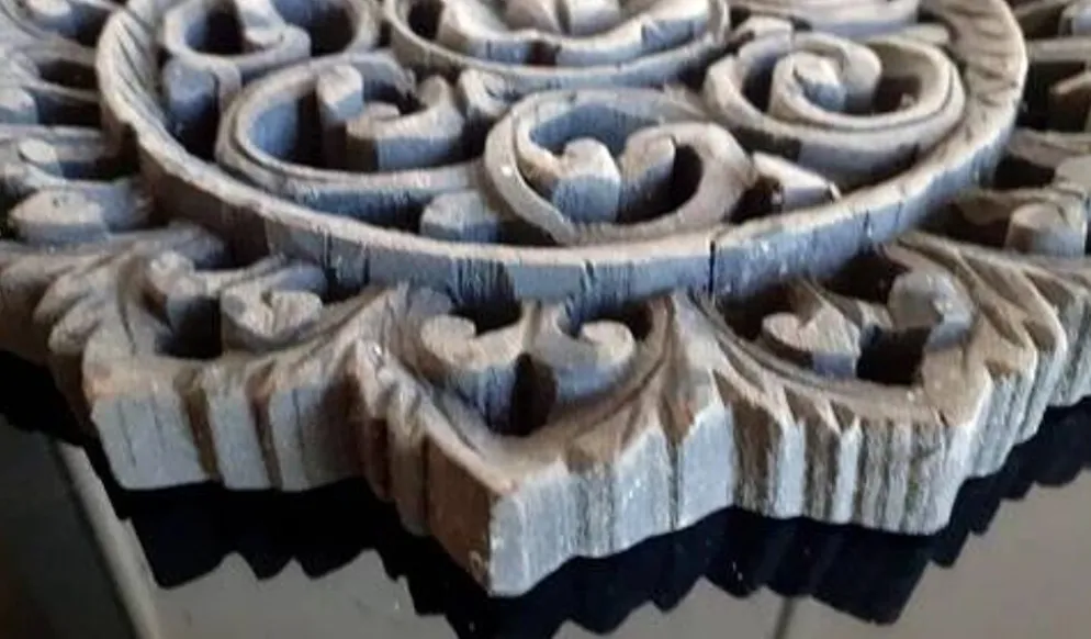 Panneau mural ancien 30 cm en bois sculpté / Origine Thaïlande