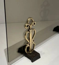 Pare-Feu en Verre Fumé sur Supports en Bronze Art Déco dans le Goût de Raym