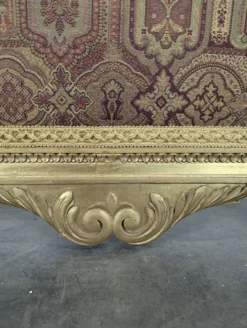 Pare-feu Louis XVI en bois doré à tapisserie