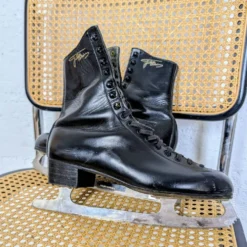Patins à glace vintage Alain Giletti en cuir noir