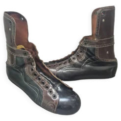 Patins à glace vintage en cuir Kovopol