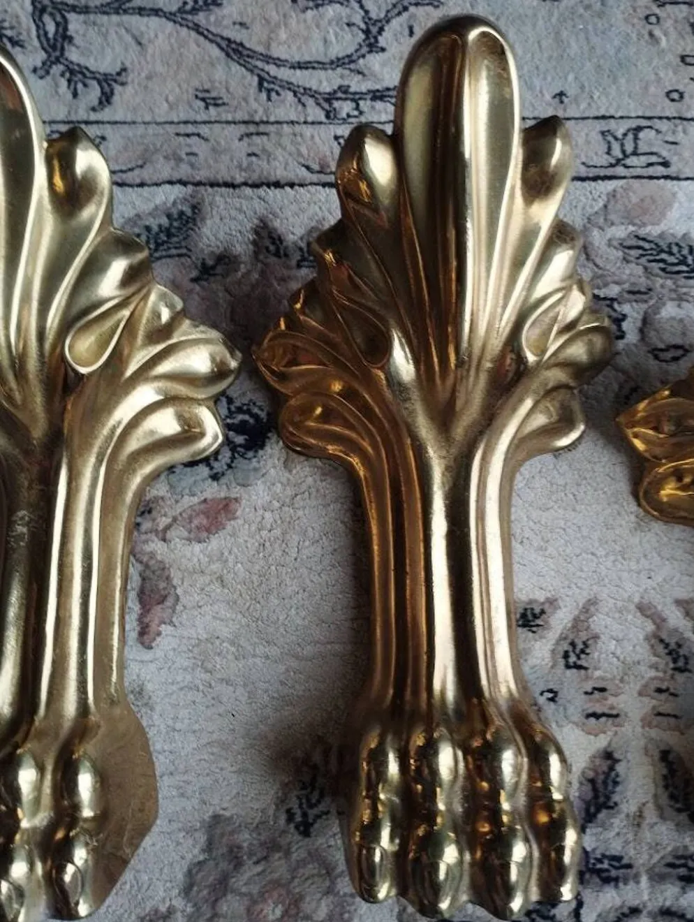 4 pattes de meuble en bronze massif