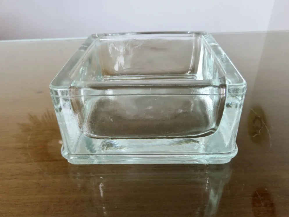 Pavé de verre , cendrier, signé LUMAX, recuit, années 40 50, Le Corbusier
