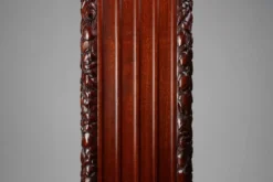Pédestal carré en chêne Art Déco français, vers 1915