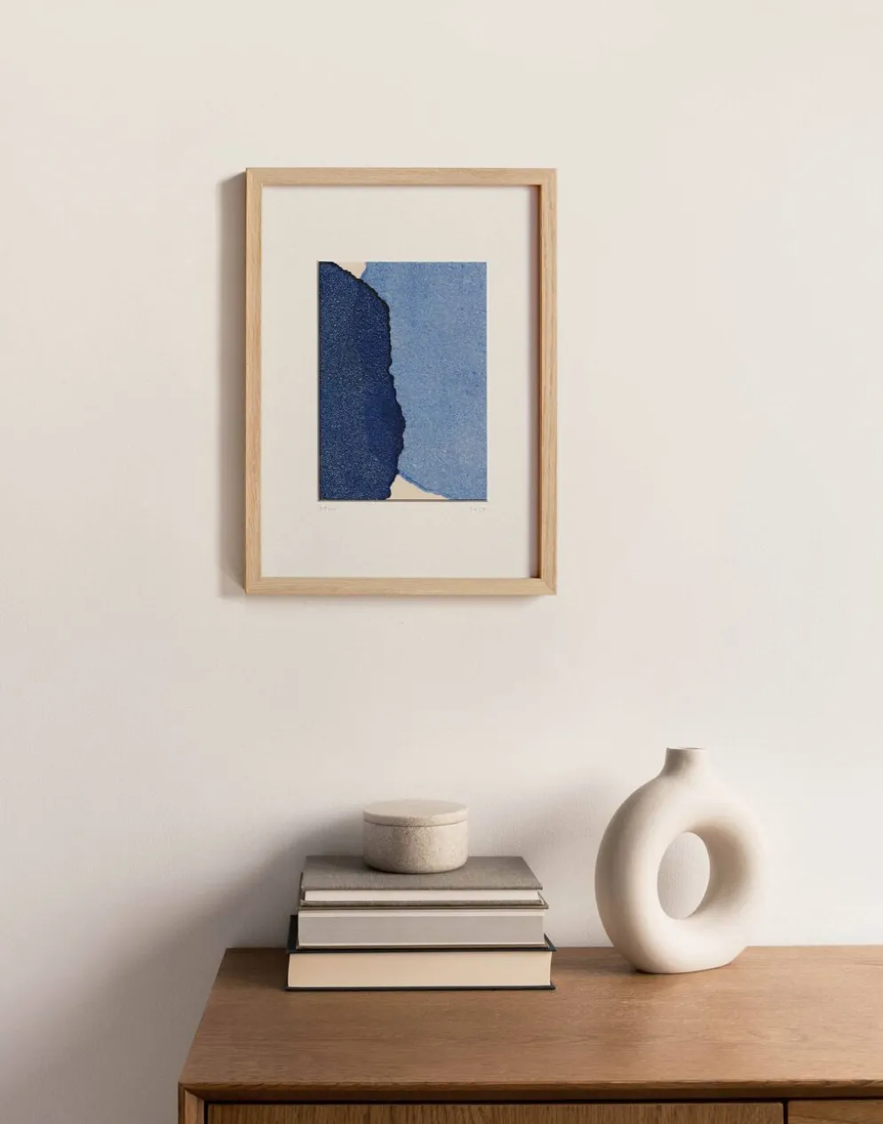 Peinture abstraite sur papier bleu signée Eawy