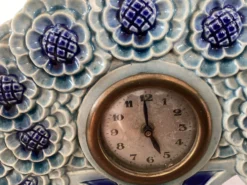 Pendule Art Déco (années 30-40) : Modèle en faïence signé "ESDEVE"