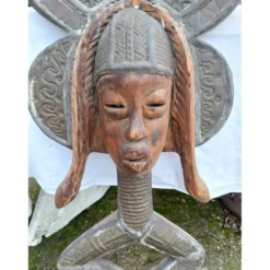 Personnage africain du Gabon Kota ethnie Obamba