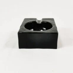 Petit cendrier en verre minimaliste de style Bauhaus, années 1970.