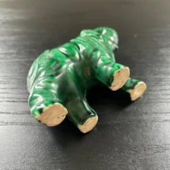 Petit éléphant en céramique