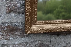 Petit miroir ancien en bois et stuc doré – style baroque – 35 × 29 cm