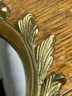 Petit miroir ancien en bronze