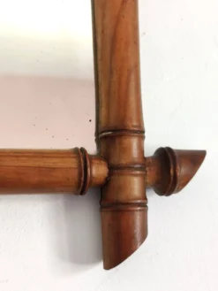 Petit miroir en bambou ancien