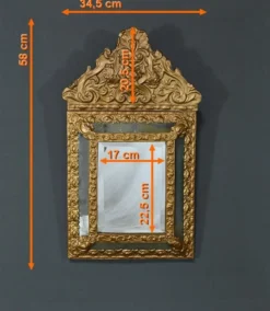 Petit Miroir à Parcloses en Laiton Repoussé – 1900
