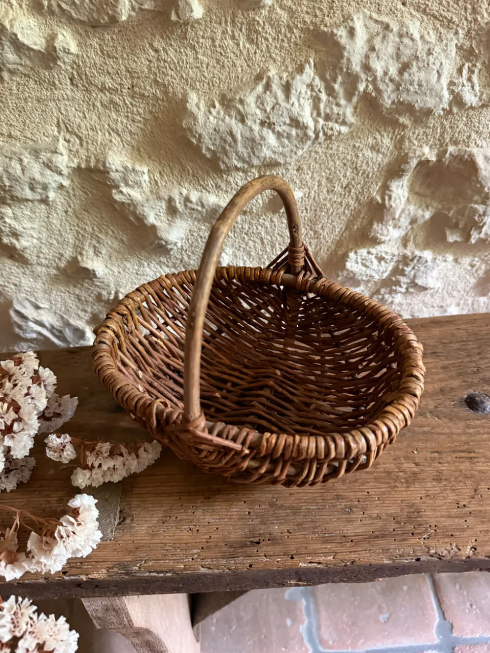 Petit panier ancien en osier