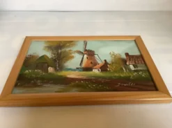 Petit tableau village avec un moulin huile sur toile signée