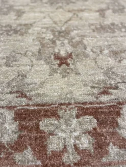 Petit tapis oriental, tapis d'entrée Ziegler crème en laine pour couloir.