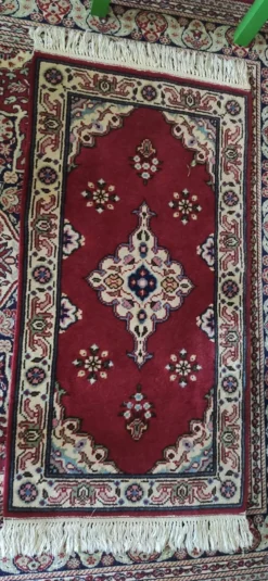 Petit tapis persan d'années 60