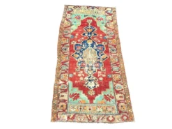 Petit tapis vintage noué à la main