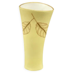 Petit vase triangulaire Weimar Porzellan à décor doré