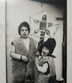 Photo artistique dédicacée par Gheorge Rizeanu XXe 2 enfants roumains