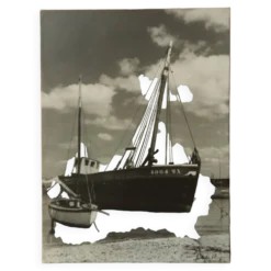 Photo d'un bateau à Roscoff, années 50
