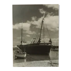 Photo d'un bateau à Roscoff, années 50