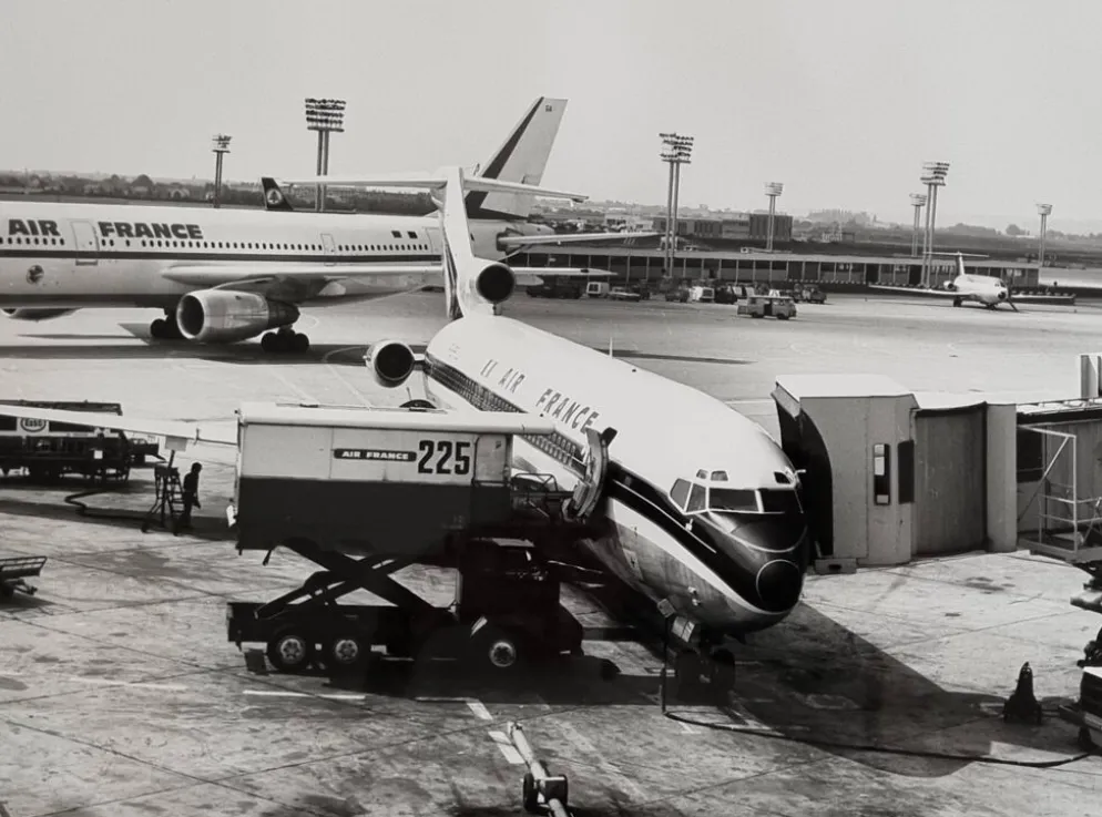 Photographie Air France à Orly, tirage vintage années 70 encadré, 53x43 cm