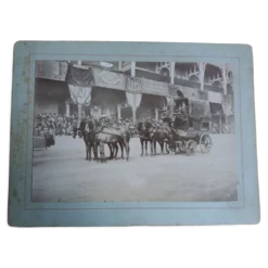 Photographie ancienne 1900 diligence chevaux tapis d'Orient, Bretagne