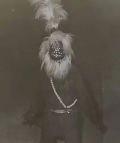 Photographie ethnographique vintage rituel d’Afrique de l’Ouest 43 x 43 cm