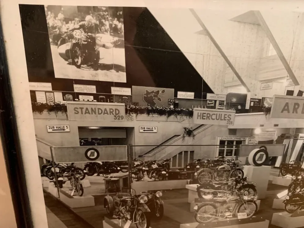 Photo originale de l’exposition Internationale Automobil Berlin 1935.