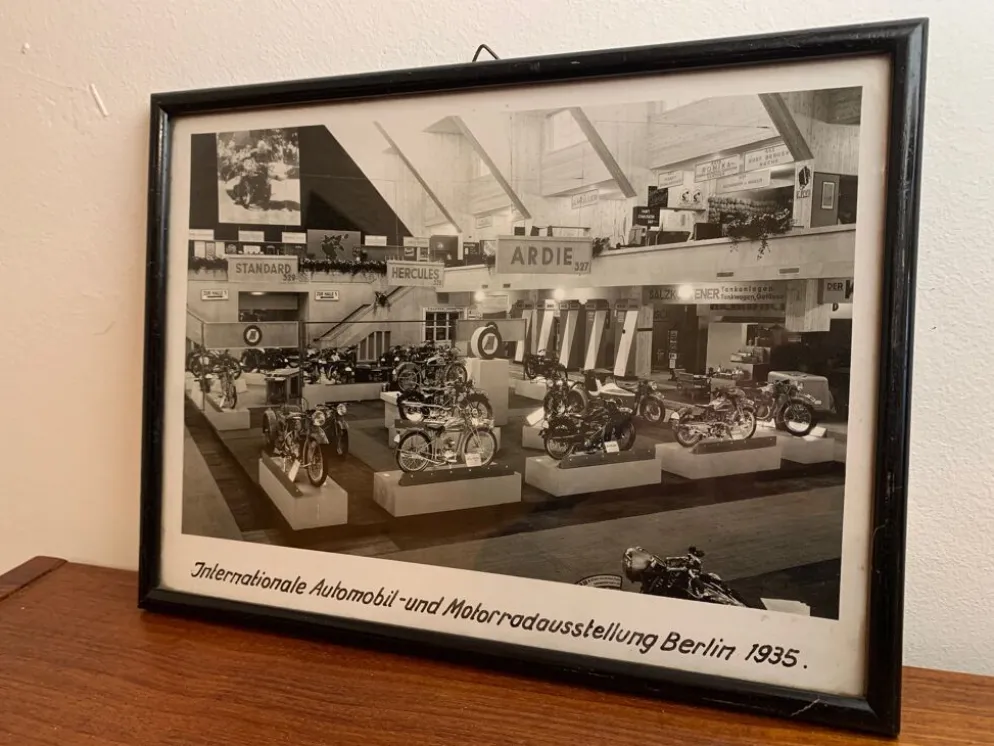 Photo originale de l’exposition Internationale Automobil Berlin 1935.