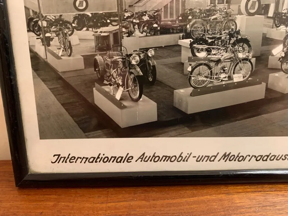 Photo originale de l’exposition Internationale Automobil Berlin 1935.