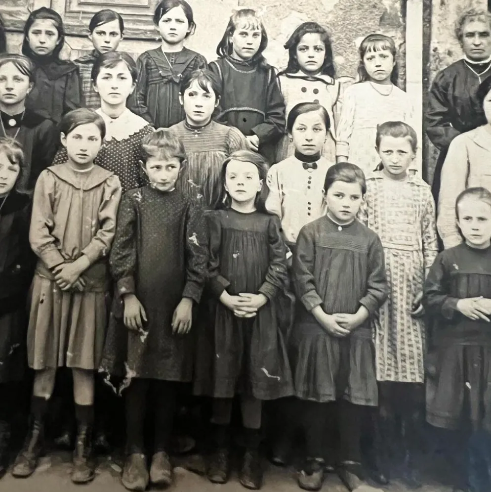 3 photos de classe début XXe