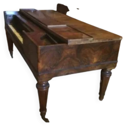 Piano table vers 1845 