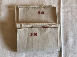 2 pièces de lin lin rouge et bis