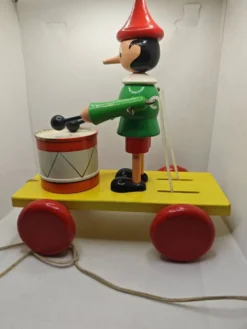 Pinocchio tambour