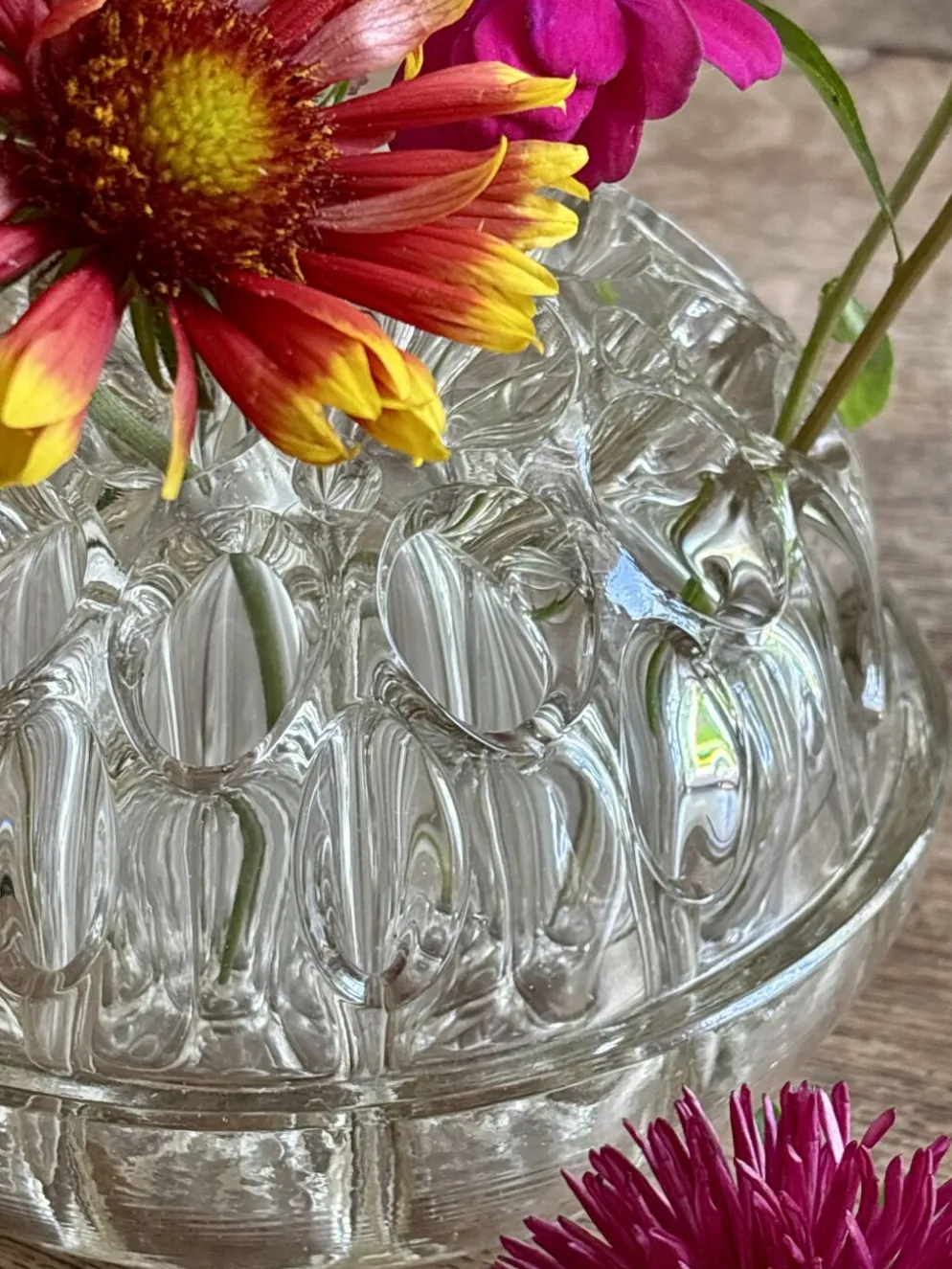 Pique fleur ancien en verre XXL