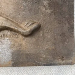 Plaque de cheminée moderniste signée Quellier , Femme aux épis de blé