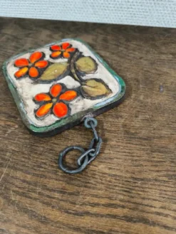 Plaque murale céramique vintage 60s/70s style Vallauris / Fat Lava fleurs orange