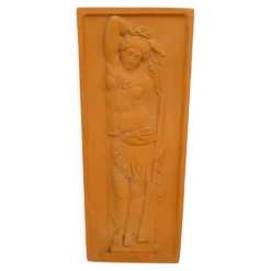 Plaque murale Femme baigneuse, bas-relief en terre cuite