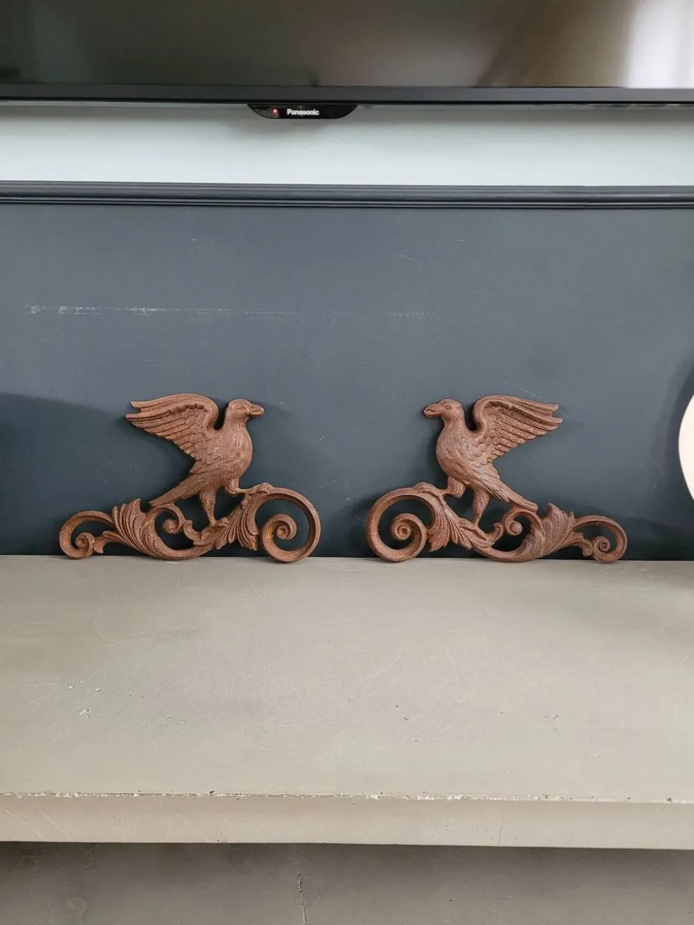 Plaques décoratives oiseaux en fonte
