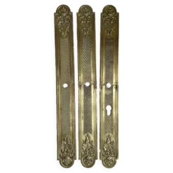 Plaques de propreté anciennes en laiton