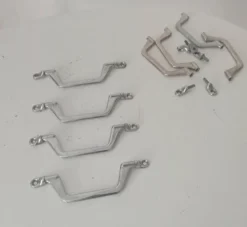 Poignée de meuble vintage chrome années 60