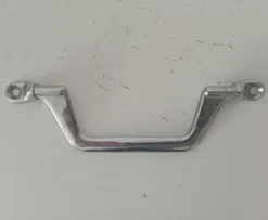 Poignée de meuble vintage chrome années 60