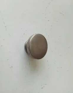 Poignée de meuble vintage en aluminium massif