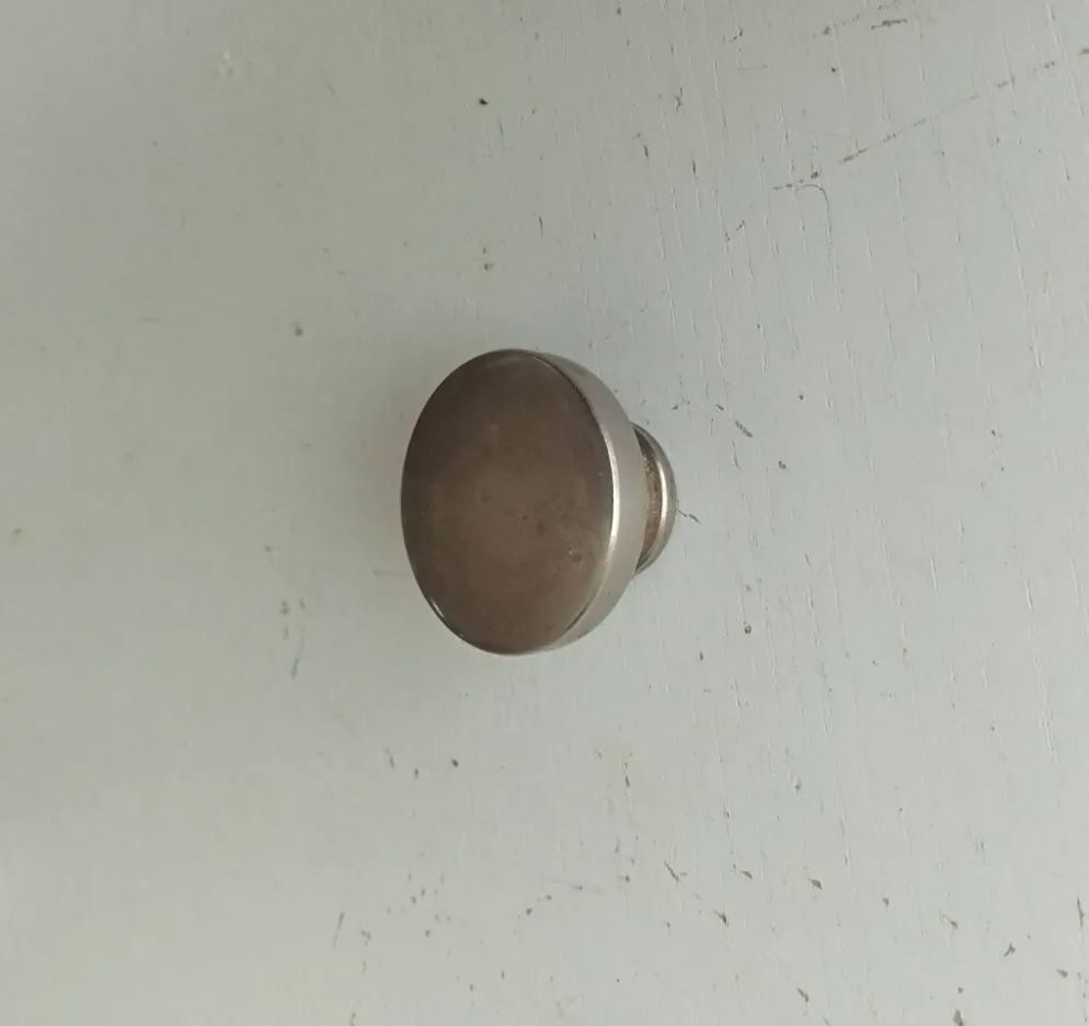 Poignée de meuble vintage en aluminium massif