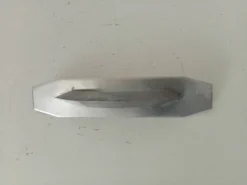 Poignée de meuble vintage en aluminium