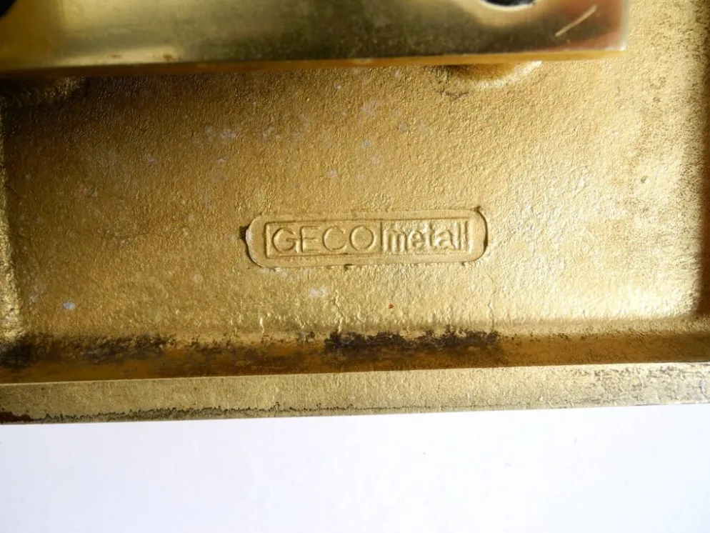 Poignée de porte abstraite de l'ère spatiale des années 1960
